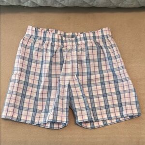 Little English shorts